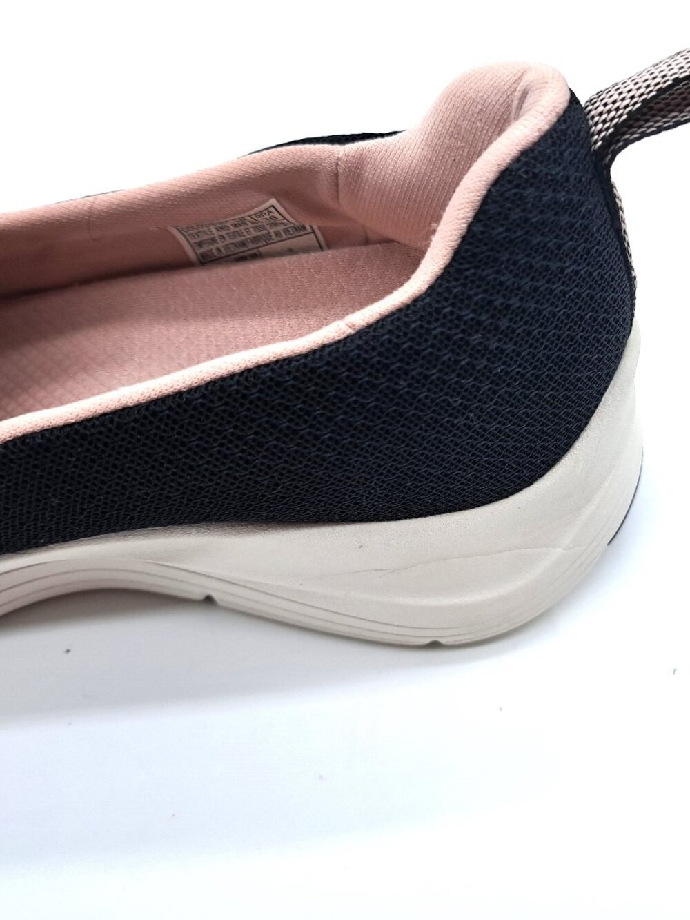 Skechers womens arch comfort slip-on athletic shoe - Size 7 - Picture 8 of 14